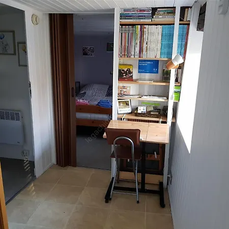 D'hotes Le Gachignard Bed & Breakfast *