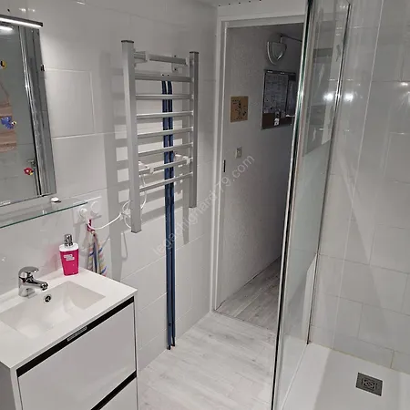 D'hotes Le Gachignard فندق مبيت وإفطار